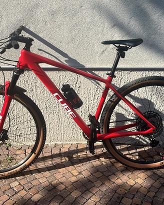 Mountain bike hardtail cube reaction c:62 one