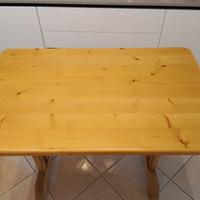 tavolo in legno 