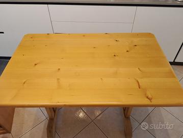 tavolo in legno 