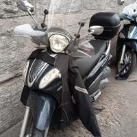 Scooter 125 Kymko People