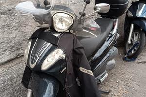 Scooter 125 Kymko People