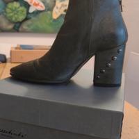 stivaletto tronchetto in pelle