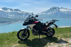 Ducati Multistrada V4 Rally (travel & radar)