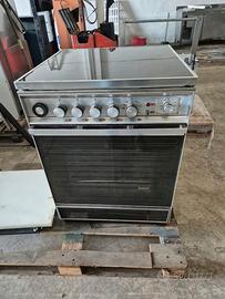 CUCINA A GAS 4 FUOCHI USATA