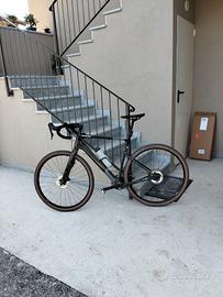 bici gravel Cannondale topstone carbon 4