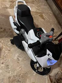 Moto elettrica per bambini