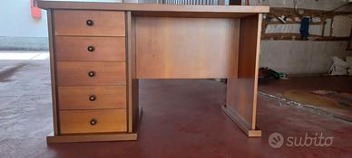 Scrivania antica stile Liberty 