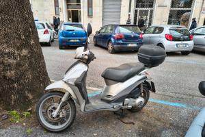 Piaggio Liberty 125 grigio metallizzato