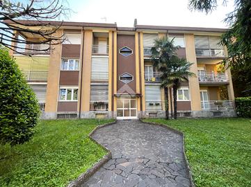 3 LOCALI A LECCO