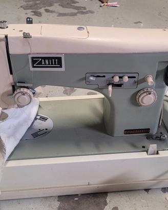 macchina cucire Zanitt anni 70