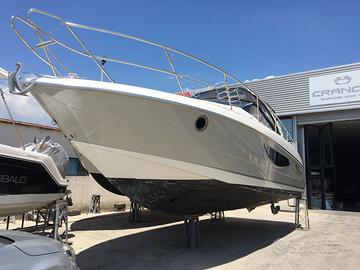 Barca cranchi endurance 33