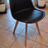 4 sedie design scandinavo colore nero