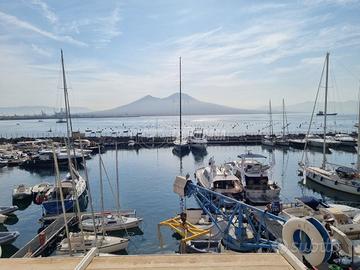 BORGO MARINARI:QUADRILOCALE CON VISTA SUL MARE E S