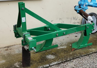 Aratro bivomere fisso trattore 30cv