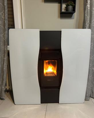 stufa a pellet moretti design