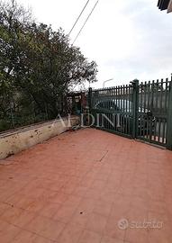 R14380 Casa indipendente con terrazza