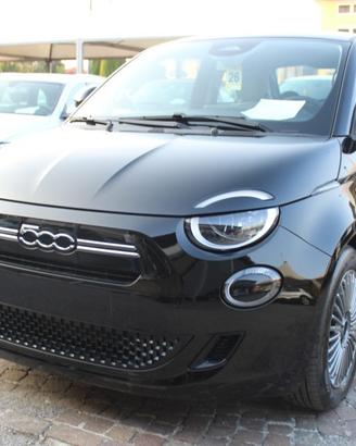 FIAT 500 Berlina Hybrid Icon