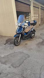 Beverly 300