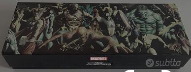 Marvel Avengers Collector Deck