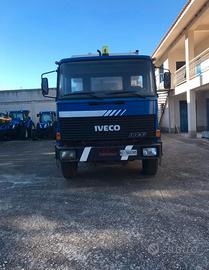 Iveco 330-35