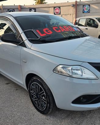 Lancia Ypsilon 1.2 69 CV 5 porte GPL Ecochic Plati