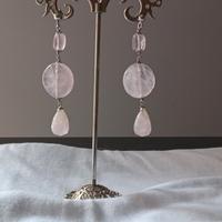 orecchini argento rodiato con quarzo rosa.