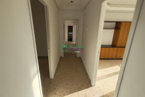 Luminoso appartamento 100 mq con posto auto in Via