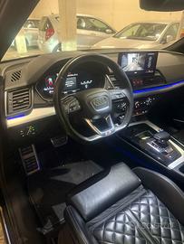 audi  SQ5 spb