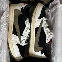 Scarpe da basket basse Travis Scott x Air Jordan39