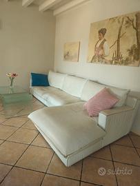 DIVANO IN PELLE MT 3,30