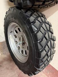 Gomme +cerchi Suzuki Vitara-Gimny-Samurai