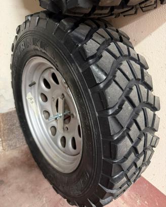 Gomme +cerchi Suzuki Vitara-Gimny-Samurai