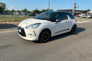 Ds DS3 3 1.2 VTi 82 Just Black