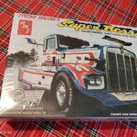 camion da costruite in plastica modello AMT americ