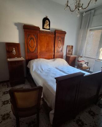 Struttura letto antico legno massello 