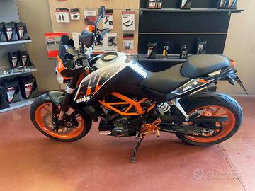 KTM 390 Duke ABS