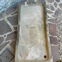 Mangiatoia / lavello in pietra