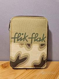 Astuccio Flik Flak camo piatto con block notes e m