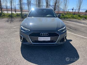 Audi A4 Avant 40 TDI S tronic line edition