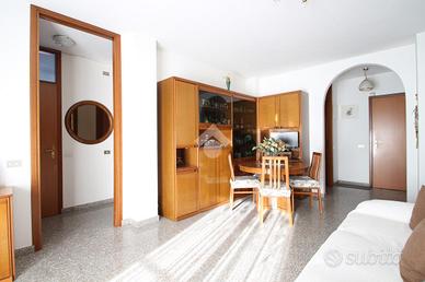 3 LOCALI A GARBAGNATE MILANESE