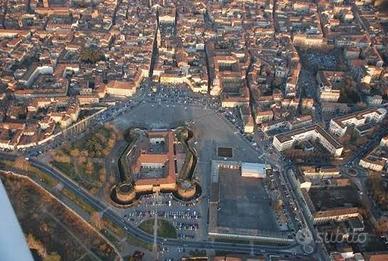 Immobile di 300 m² con 2 locali a Casale Monferrat