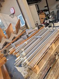 struttura diFerro con scalini in legno e parapetto