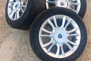 cerchi in lega con pneumatici 205/55/16