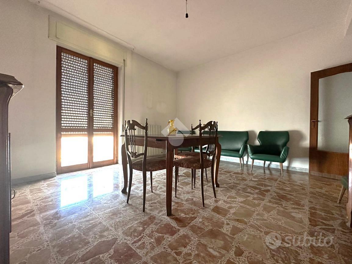 4 LOCALI A SAN SEVERO - Vista 2