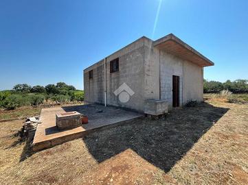 CASA DI CORTE A SANTERAMO IN COLLE