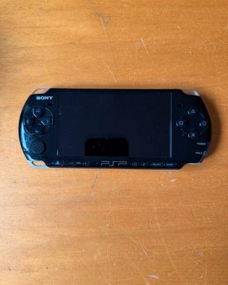 PSP 3004 con giochi e borsa