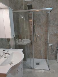 Colonna Doccia Con Idromassaggio 