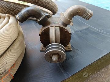 Pompa autoadescante bisenso