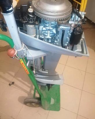 Motore Fuoribordo 6 cv evinrude  gambo corto 2 tem