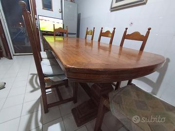 Tavolo in massello rovere con 8 sedie 